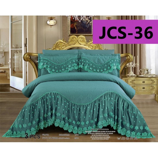 Cuverturi de pat cu volanas si 2 fete perne Cuverturi de pat cu volan si 2 fete perne