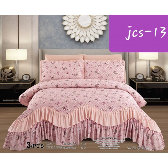 Cuverturi de pat cu volanas si 2 fete perne Cuverturi de pat cu volan si 2 fete perne